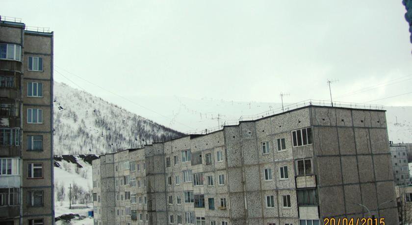 Апартаменты на Олимпийской Кировск